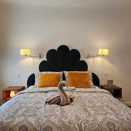 Riva In Old Town By The Cobblers' Bridge Ljubljana