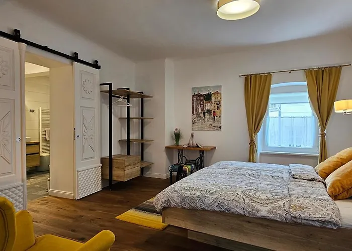 Riva In Old Town By The Cobblers' Bridge アパート リュブリャナ