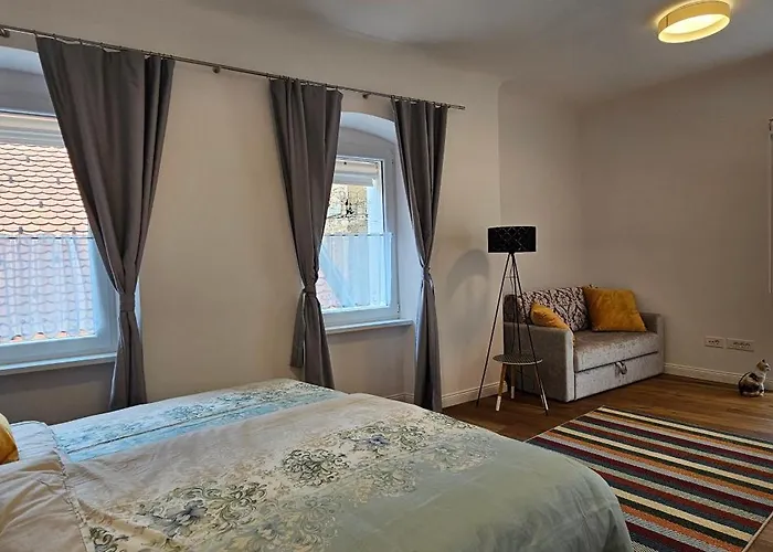 Riva In Old Town By The Cobblers' Bridge リュブリャナ