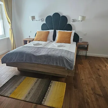 Riva In Old Town By The Cobblers' Bridge Apartman